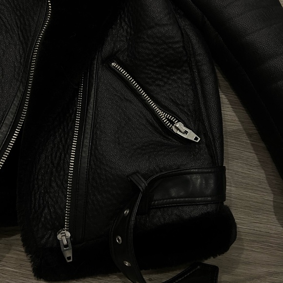 New Sherpa jacket - Picture 3 of 4